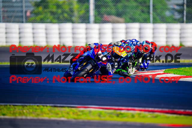 MaZZes_FotoMatrix_240831_6007705_1950 | R7