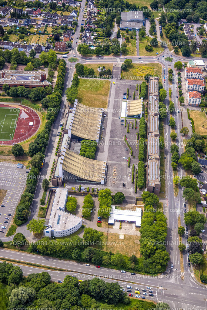 Castrop-Rauxel220706595 | Luftbild, Europaplatz, Rathaus und Stadtverwaltung, Europahalle Forum und Stadthalle, Solardach, Rauxel, Castrop-Rauxel, Ruhrgebiet, Nordrhein-Westfalen, Deutschland