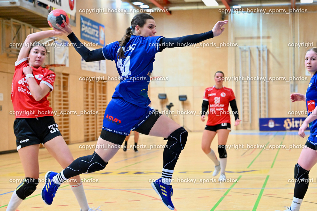 SC Ferlach vs. WAT Atzgersdorf | #33 FEHRINGER Lilly WAT Atzgersdorf, #24 Brezenci Lara SC Ferlach Damen, SC Ferlach vs. WAT Atzgersdorf, SC Ferlach vs. WAT Atzgersdorf am 12.05.2024 in Ferlach (Ballspielhalle Ferlach), Austria, (Photo by Bernd Stefan)
