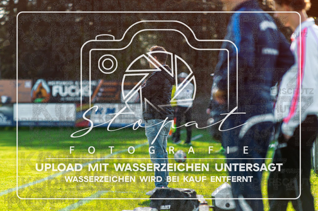 FGFS-LEN-1000 | Ersatzbank beim Herren Kreisliga HK Spiel zwischen FG Fulde-Stellichte und Eintracht Leinetal im Fulder Zentralstadion, Fulde (Simon Paul Stopat) - Realisiert mit Pictrs.com
