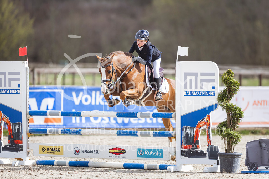 260404_Fruehlingsfest_Stil-A-458 | Deine schönsten Turniermomente als professionelle Fotos! Entdecke hochwertige Pferdesport-Fotografie im Online-Shop. Jetzt Fotos finden & bestellen!