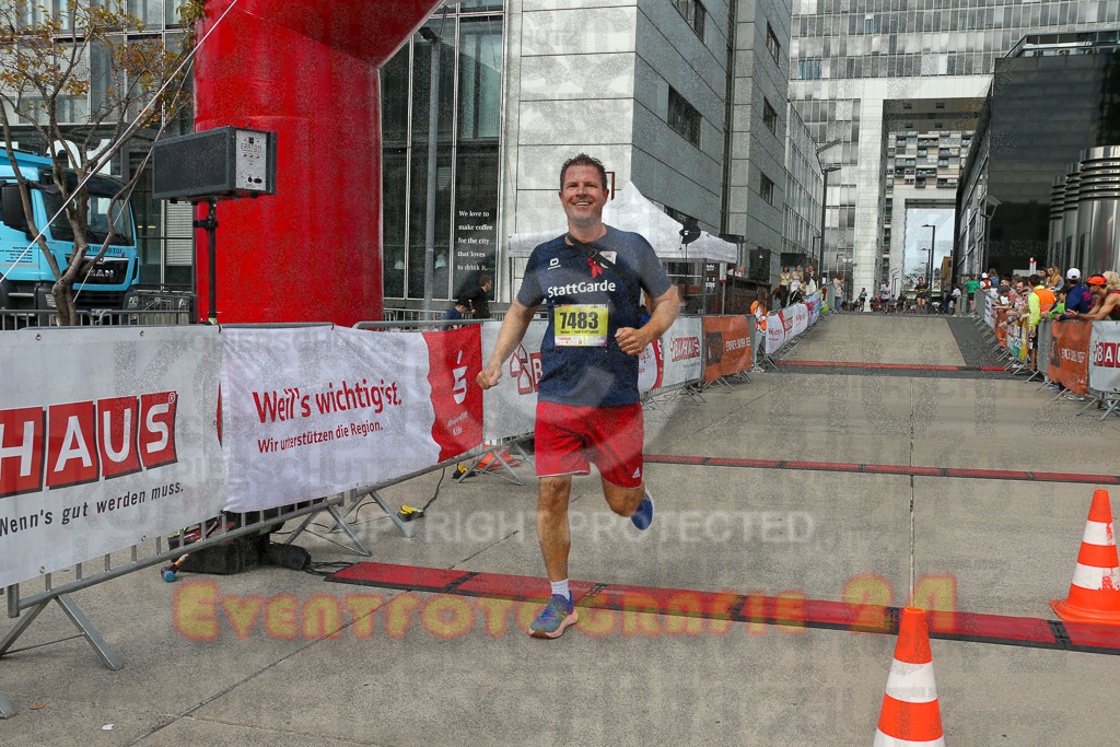 250920_1325_EX1_4485 | Sportfotografie im Rhein-Sieg Kreis, Köln, Bonn, NRW, Rheinland Pfalz, Hessen, etc. Unser Tätigkeitsfeld umfasst den Laufsport vom Volkslauf über den Marathon, Duathlon, Triathon bis zum Ultralauf wie Kölnpfad Ultra oder Schindertrail.