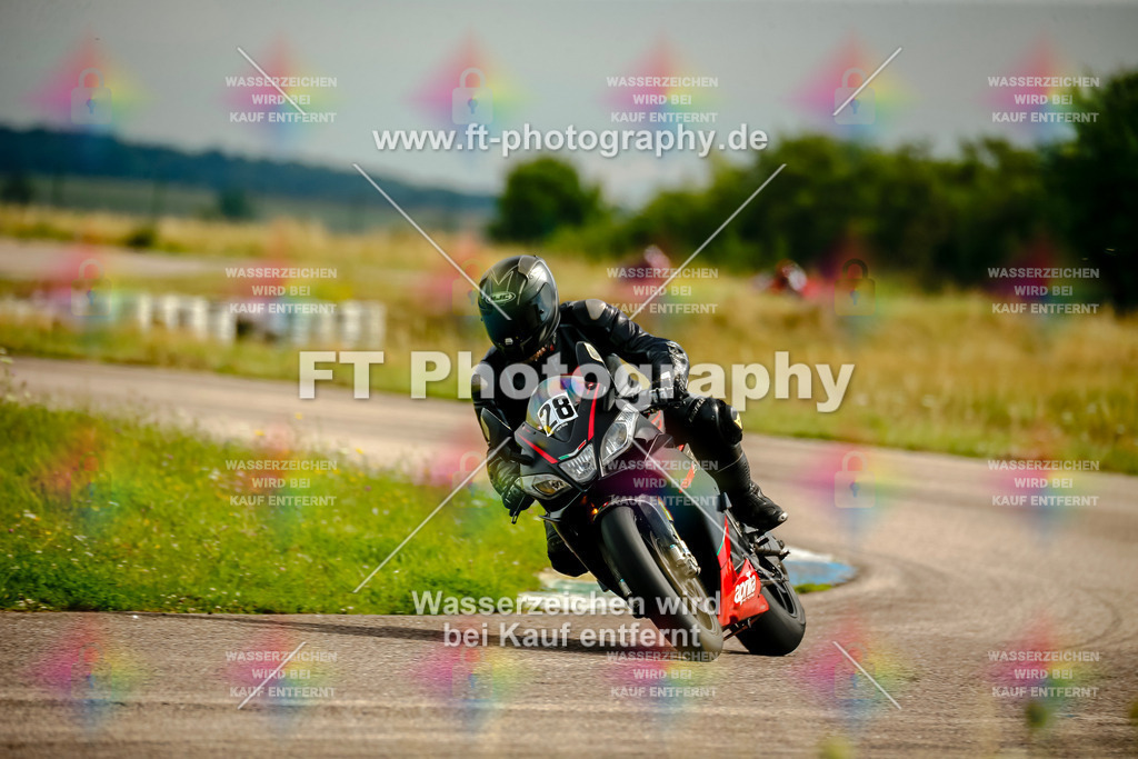 Chambley Juli-2368 | Hier findet Ihr Bilder von Touristenfahrten auf der Nürburgring Nordschleife oder von anderen Veranstaltungen die ich besucht habe. Viel Spass beim Durch Schauen 