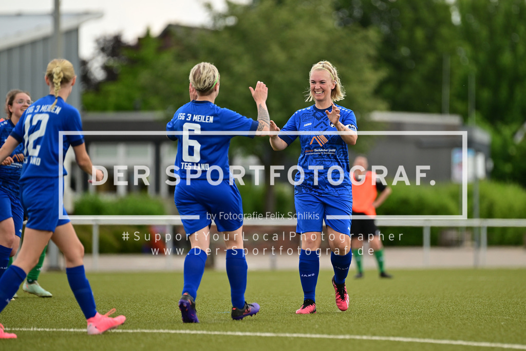 Fußball I Frauen I Saison 2024-2025 I Bezirksliga I 22. Spieltag I FSG 3 Meilen Altes Land - VfL Wingst I 043109 | Der Sportfotograf. - Realized with Pictrs.com