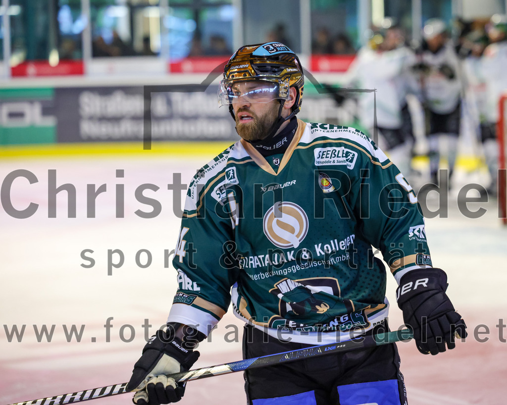 2025-09-21_060_TSV_Erding_gegen_Hoechstadter_Alligators | Erding, Deutschland, 21.09.2025:Eishockey, Oberliga Süd 2025 / 2026, 2. Spieltag, TSV Erding gegen Höchstadter Alligators, Endergebnis: 3:4Foto: Christian Riedel / fotografie-riedel.net