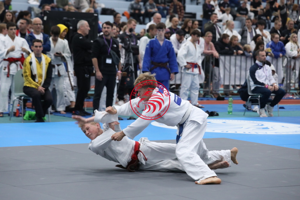 1J7A3550 | Fotos vom Adler Cup - Pictures from Adler Cup

Hier findet Ihr alle Eindrücke und großen Momente der Adler Cup Wochenenden. Here you will find all impressions and great moments of the Adler Cup weekends. - Realisiert mit Pictrs.com