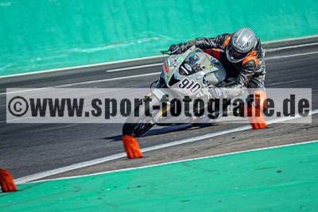spof1010 | Professionelle Fotos von Sportveranstaltungen, aber auch Hochzeiten und anderen Events. - Realisiert mit Pictrs.com