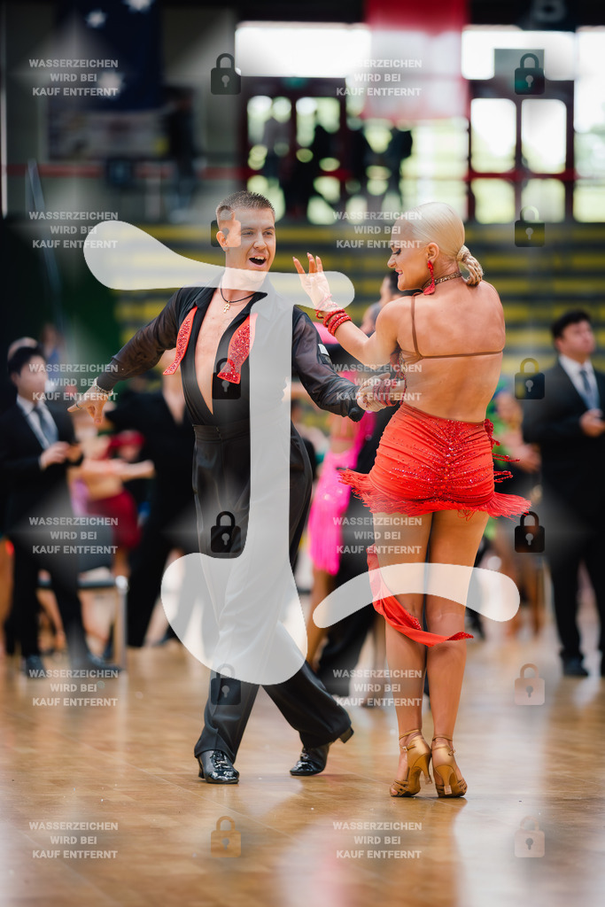 Hessen Tanzt WDSF International Open Latin 28th (59) Mikita Senin _ Michele Mühlig (Bielefelder TC Metropol)-2025-05-18-3565 | Webshop for digital downloads and prints of dance sport, event & show photographer Julian Link - Realisiert mit Pictrs.com