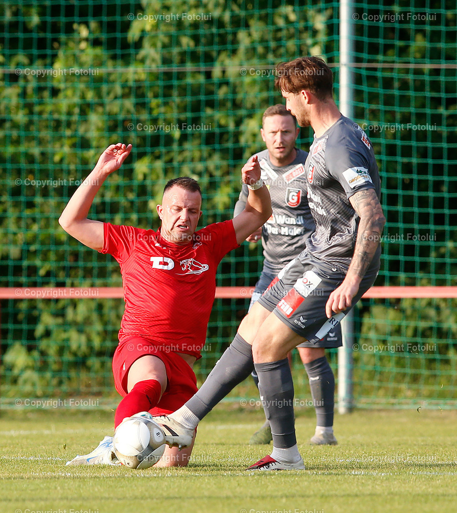 A_LUI_23052025_16 | SPORT FUSSBALL REGIONALLIGA MITTE ASKOE OEDT-UNION GURTEN 23.0.2025 IM BILD:NENAD VIDACKOVIC (OEDT) UND (GURTEN) FOTO:FOTOLUI