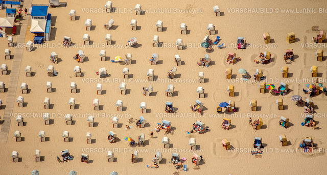 Luebeck15069477Travemuende | Sandstrand von Travemünde an der Ostsee, Ostseestrand, Strandkörbe, Badestrand, Brodtener Ufer vor dem A-ROSA Hotel, Travemünde,  Lübeck, Lübecker Bucht, Hansestadt, Schleswig-Holstein, Deutschland