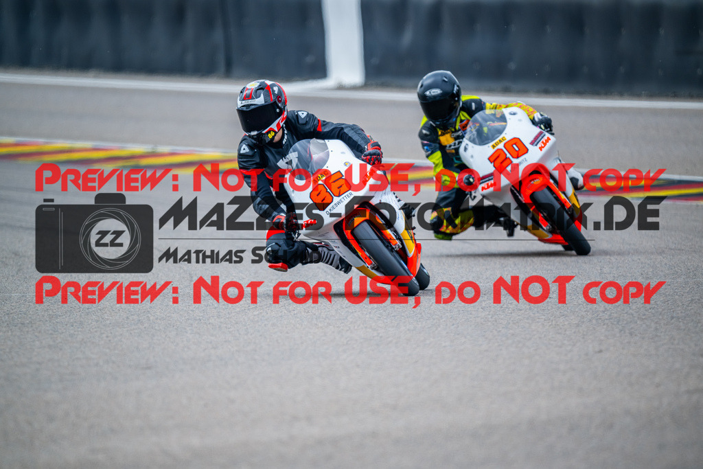 MaZZes_FotoMatrix_240504_6007705_4007 | KTM