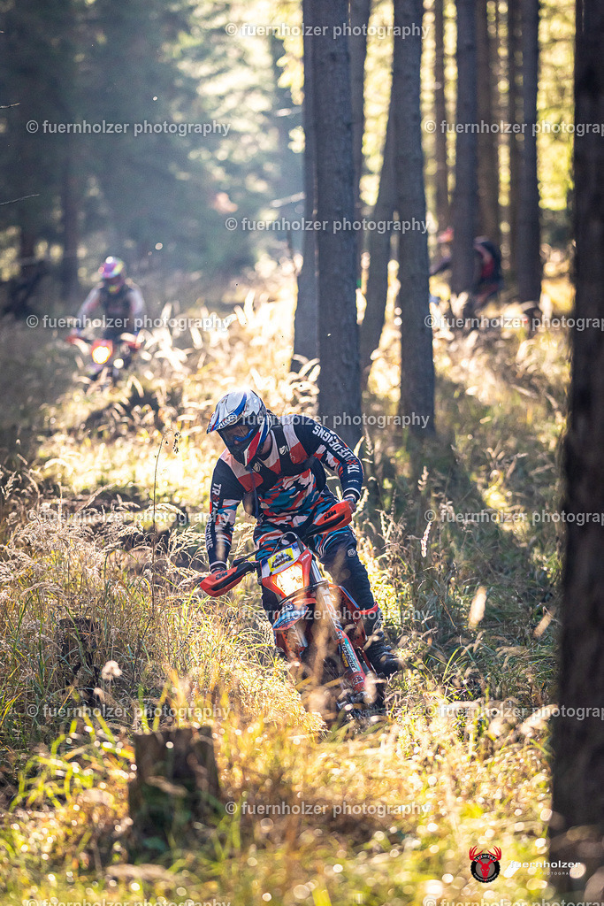 fuernholzer_251026-C2-31 | Fotografische Impressionen von der Red Stag Enduro Extreme by fuernholzer-photography.com. Endurosport in Österreich fotografisch festgehalten von fuernholzer. Auftragsfotografie für Private, Gewerbefotos und Industriefotografie. Eventfotografie, Sportfotografie und Motorsportfotografie. Anbieter von Fotoworkshops, Fototraining, fotografischen Vorträgen und Fotoseminaren.