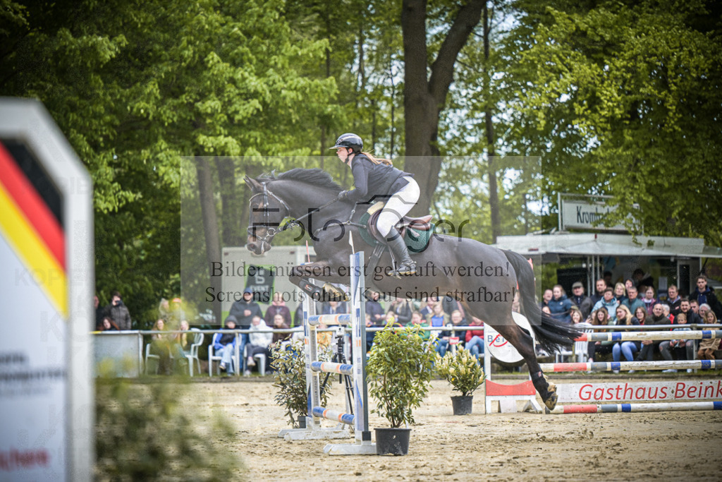 DOS_1458 | Entdecke hochwertige Reitturnierfotos von Foto Oger. Professionell, emotional und authentisch – jetzt Lieblingsmomente im Shop bestellen.Deutschlandweite Turnierfotografie. - Realisiert mit Pictrs.com