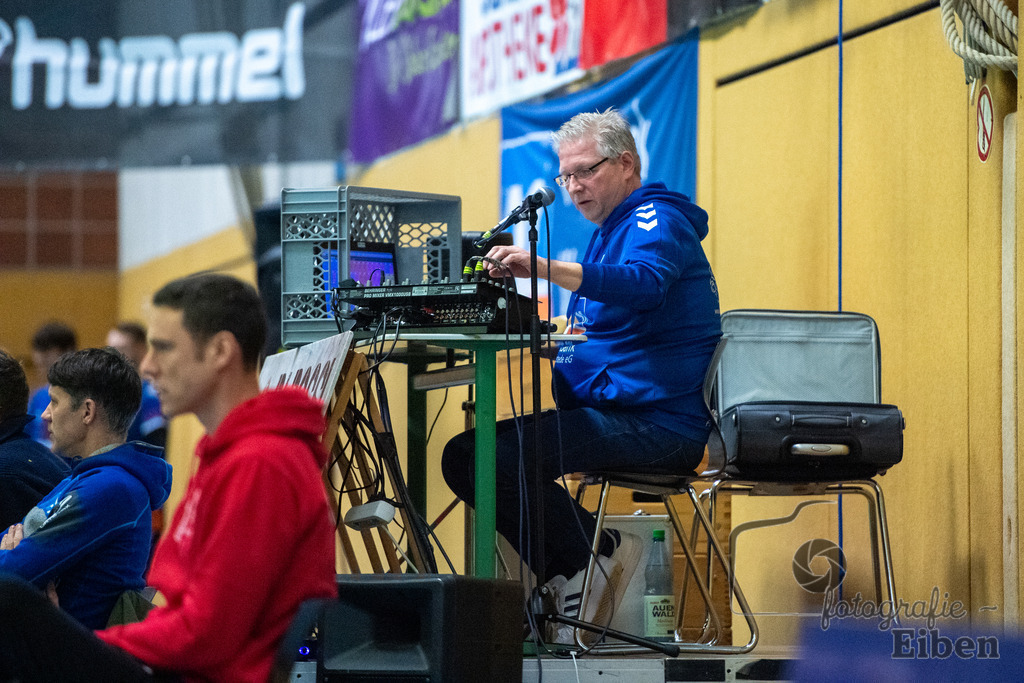 VSG Ammerland-Oldenburger TB | Regionalliga; VSG Ammerland (blau)-Oldenburger TB (weiß) am 18.01.2025 in Bad Zwischenahn (Sporthalle Schilldestraße ), Photo: Philip Eiben 2025 - Realisiert mit Pictrs.com