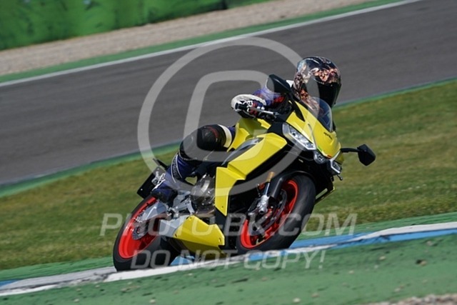 2022_05_09_PBK_24448 | Sportfotografie; SlowMotion; Video; Rennstrecke; Hafeneger; Speer; Racing; RSE; BMW; CBO; Trackday; Motorsportarena; Hockenheimring; Brno; Most; Barcelona; Valencia