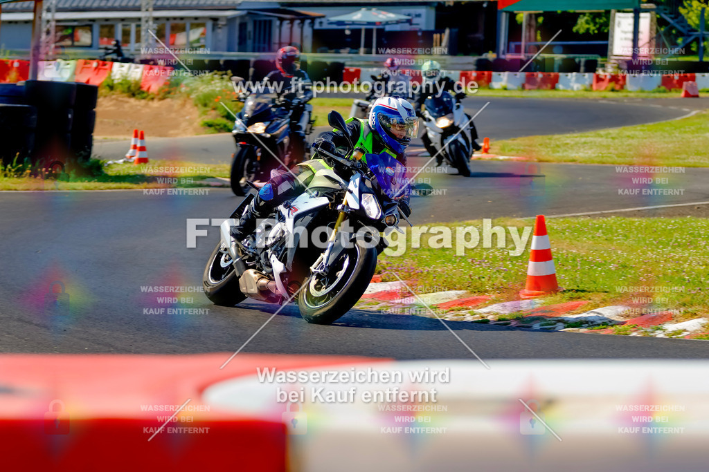 _MOT8874 | Hier findet Ihr Bilder von Touristenfahrten auf der Nürburgring Nordschleife oder von anderen Veranstaltungen die ich besucht habe. Viel Spass beim Durch Schauen 