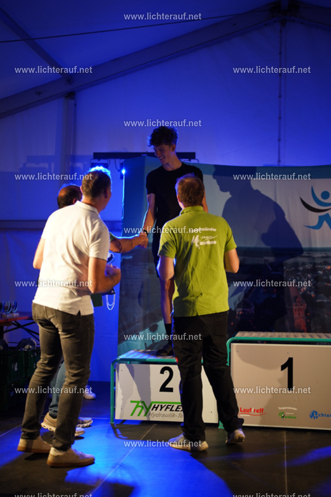 FSC00372 | Lichterlauf  - Realisiert mit Pictrs.com