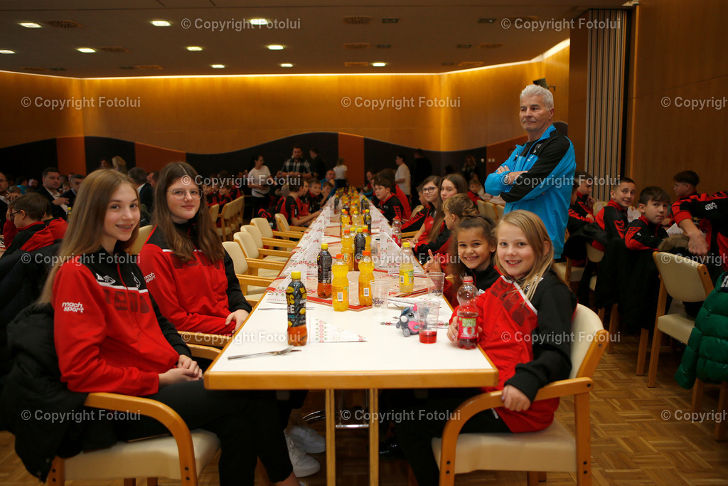 ASKOEOEDTWEIHNACHTSFEIERNACHWUCHS_08 | bilder, linz, photo, foto, fussball, sport, fotolui, bundesliga