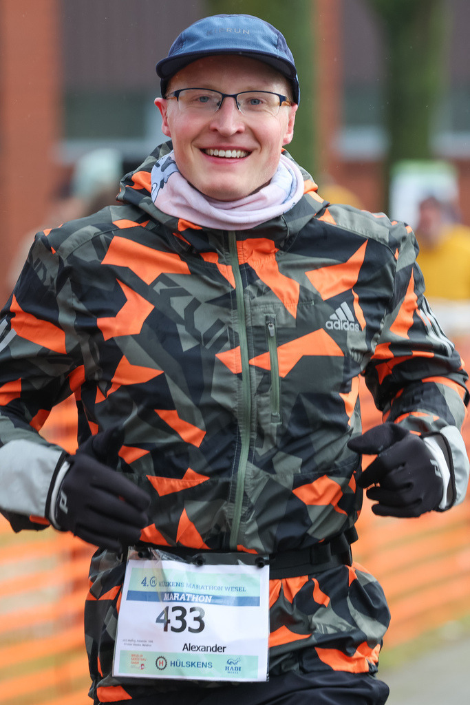 top-top.de-20260104-100 | Foto, Video, Fotografie, Videografie, Fotobox, DJ, Discjockey, Musik, Musikbox, Veranstaltung, Photobooth, Amazon, Ebay, Buchtipp, Bestseller, Autor, Verlag, Buch, Wesel, Hamminkeln, NRW, Dinslaken, Rees, Drohne, Hochzeit, Party, Fotobox, Wesel, Fotograf