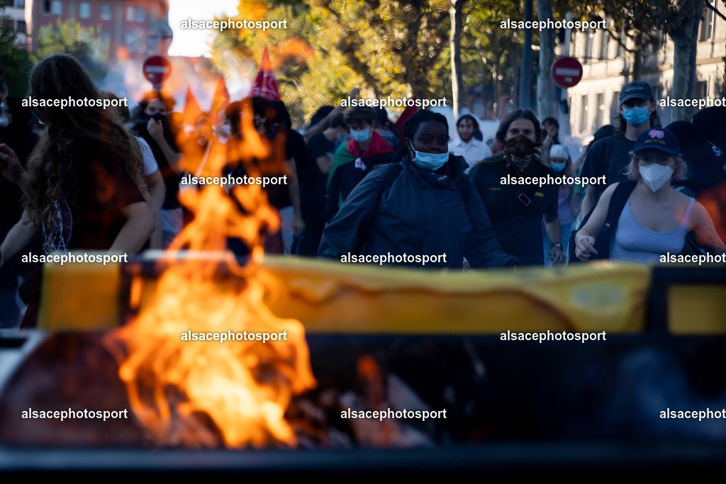9L6A4468 | manifestation de lycéens à Strasbourg, le 6 octobre 2026, dans le cadre d’un mouvement national de protestation contre les conditions d’apprentissage. - Realisiert mit Pictrs.com