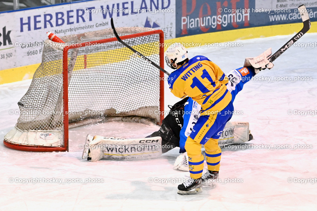 ESC SPARKASSE STEINDORF vs. 1. EHC ALTHOFEN | #35 Mayrobnig Marco ESC Steindorf, #11 Witting Samuel EHC Althofen, ESC SPARKASSE STEINDORF vs. 1. EHC ALTHOFEN, ESC SPARKASSE STEINDORF vs. 1. EHC ALTHOFEN am 30.11.2025 in Steindorf (Ossiachersee Halle), Austria, (Photo by Bernd Stefan)