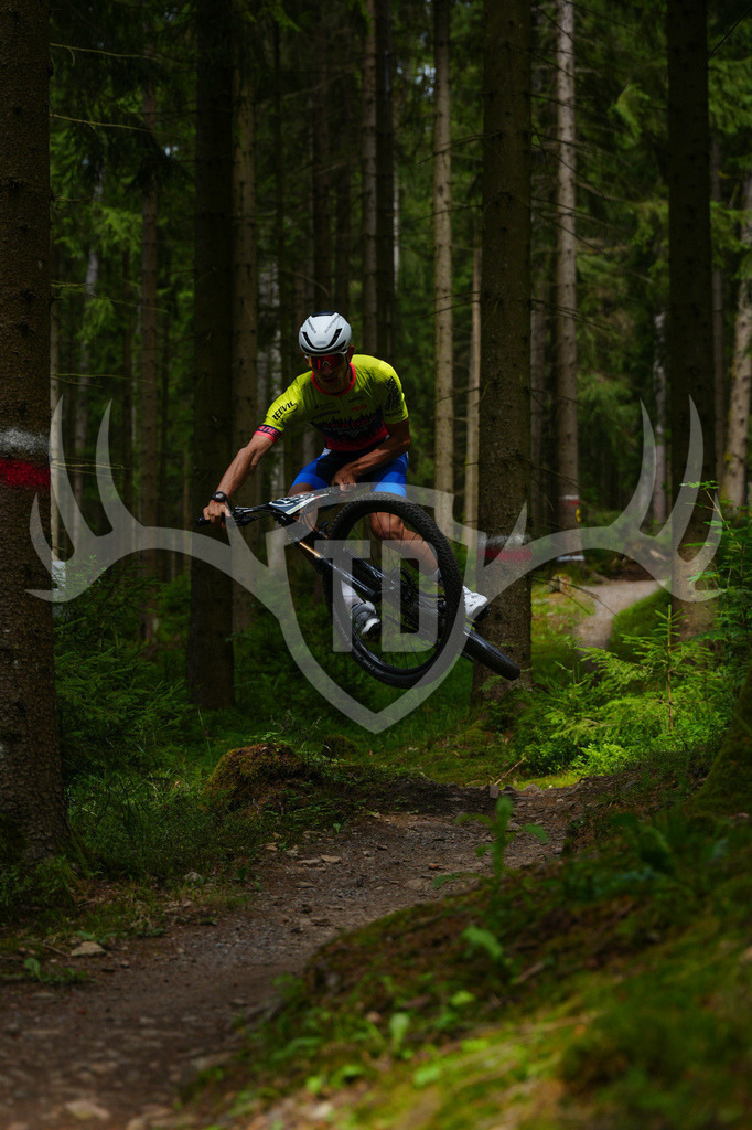 FC603534 | Fotogalerie der Treibjagd im Dunkelwald - Dein MTB Etappenrennen im Erzgebirge - Realisiert mit Pictrs.com