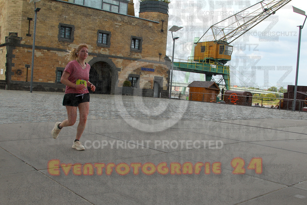 250920_1531_EV4_9039 | Sportfotografie im Rhein-Sieg Kreis, Köln, Bonn, NRW, Rheinland Pfalz, Hessen, etc. Unser Tätigkeitsfeld umfasst den Laufsport vom Volkslauf über den Marathon, Duathlon, Triathon bis zum Ultralauf wie Kölnpfad Ultra oder Schindertrail.