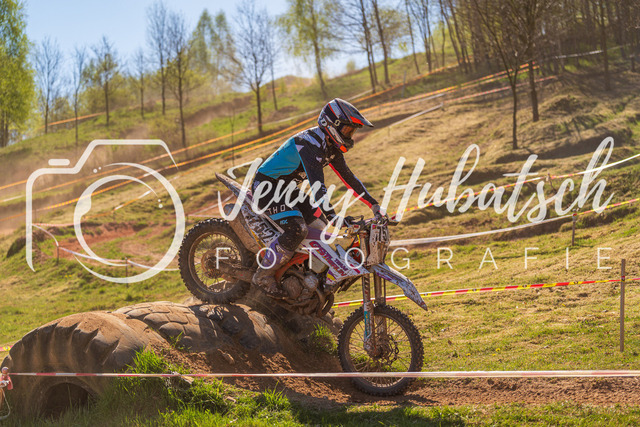 JHF.ECHT.4h.Samstag1313 | jennyhubatsch-endurofotografie