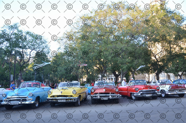 RGE_4661r | Amerikanische Oldtimer in Havanna     Fotograf: Ralf Gebhardt - Realisiert mit Pictrs.com