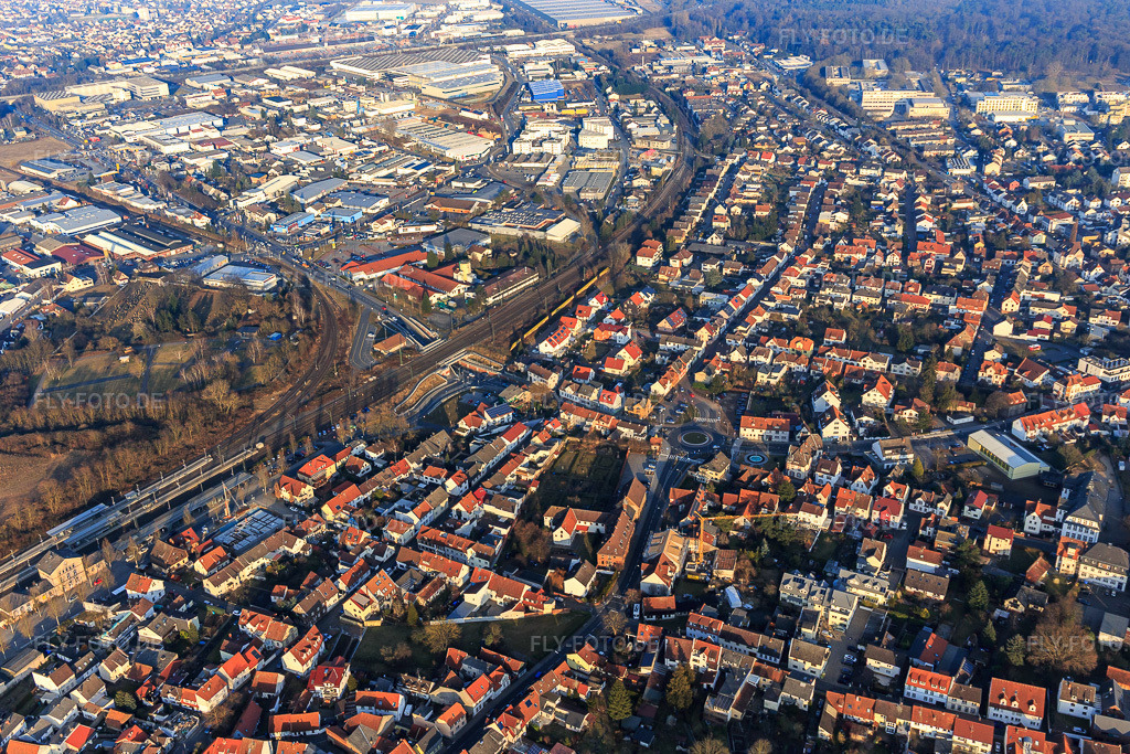 Luftbild: Bahnhof und Minnefeld in Dieburg im Bundesland Hessen in Deutschland. Foto: IMG_096844.jpg vom 15.02.2017 durch Werner Riehm/FLY-FOTO.de