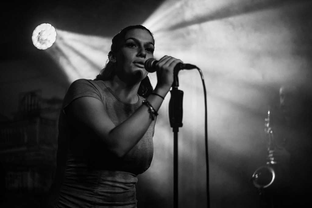 Disco Lounge im Forte Belvedere Leisnig | Disco Lounge mit Helena Forster meets Klazz Brothers im Forte Belvedere Leisnig zum Festival Hallo Leisnig 2022. - Realisiert mit Pictrs.com