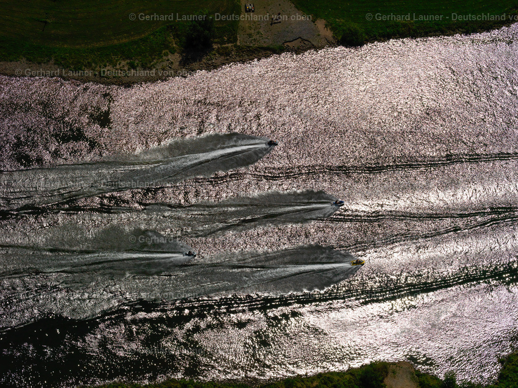 3197366 | Motorbootrennen auf der Mosel bei Bruttig