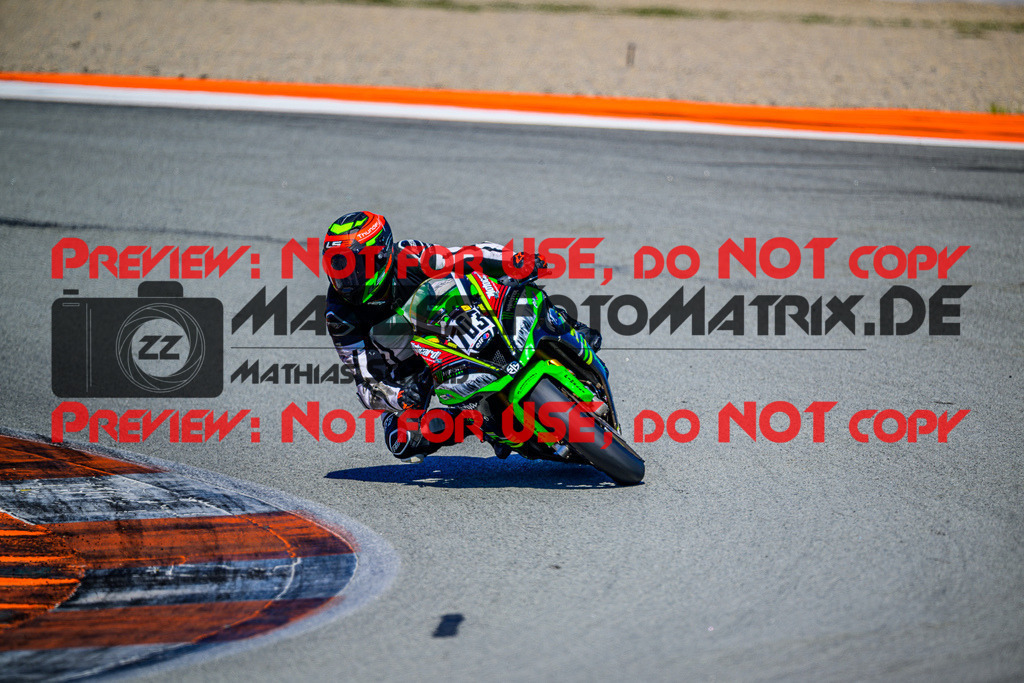 MaZZes_Fotomatrix_20260327_6007705_1504 | GELB