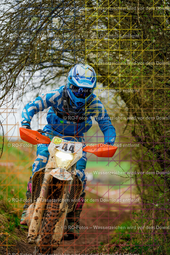 4 Lauf Mernes-858 | Sportfotografie von RO-Fotos: Motorsport, Motocross, Enduro, Laufveranstaltungen und Triathlon. Professionelle Fotos von Sportlern und Events. - Realisiert mit Pictrs.com