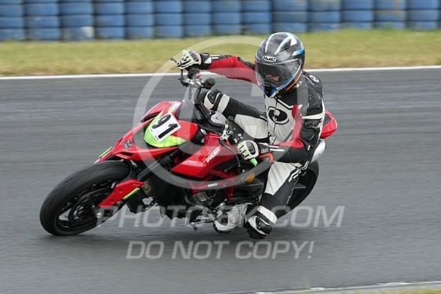 2024_05_17_PBK_23484 | Sportfotografie; SlowMotion; Video; Rennstrecke; Hafeneger; Speer; Racing; RSE; BMW; CBO; Trackday; Motorsportarena; Hockenheimring; Brno; Most; Barcelona; Valencia