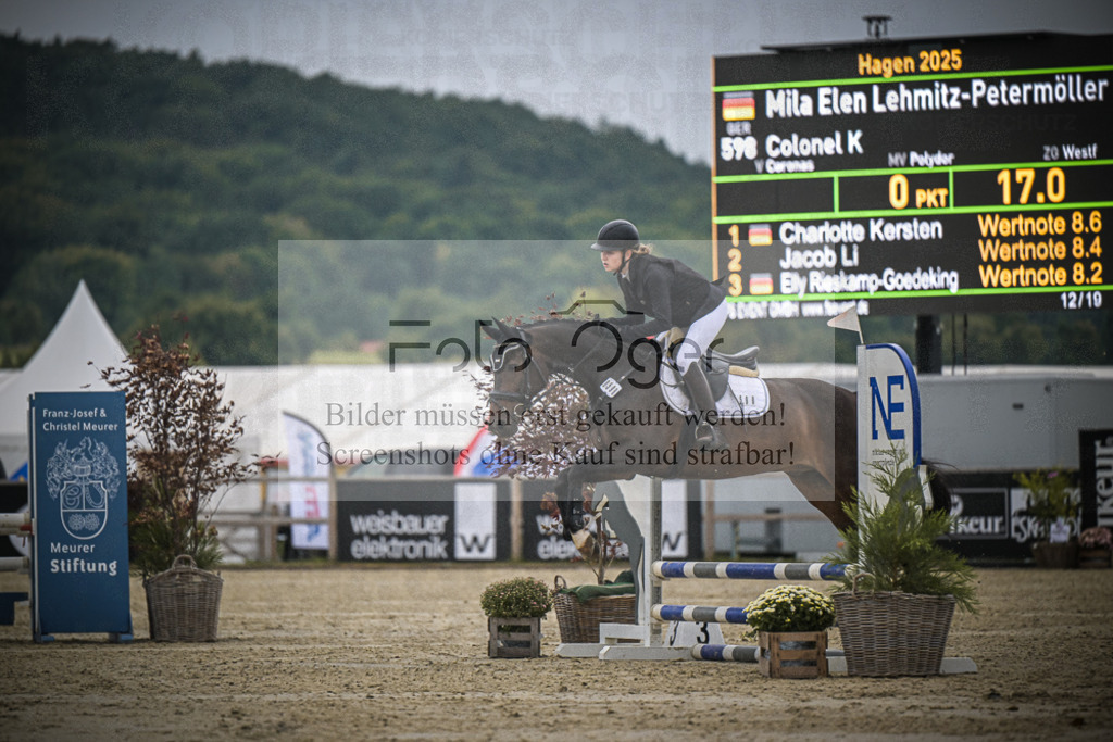 DOS_0742 | Entdecke hochwertige Reitturnierfotos von Foto Oger. Professionell, emotional und authentisch – jetzt Lieblingsmomente im Shop bestellen.Deutschlandweite Turnierfotografie. - Realisiert mit Pictrs.com