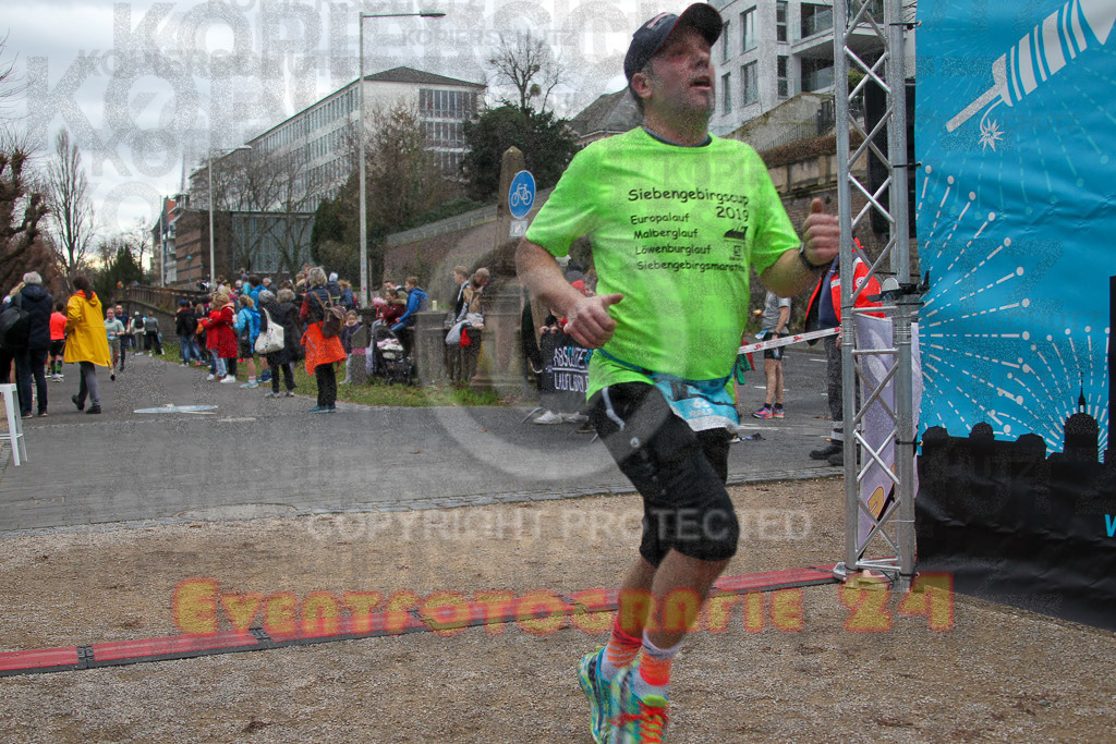 221231_1159_EV4_8283 | Sportfotografie im Rhein-Sieg Kreis, Köln, Bonn, NRW, Rheinland Pfalz, Hessen, etc. Unser Tätigkeitsfeld umfasst den Laufsport vom Volkslauf über den Marathon, Duathlon, Triathon bis zum Ultralauf wie Kölnpfad Ultra oder Schindertrail.