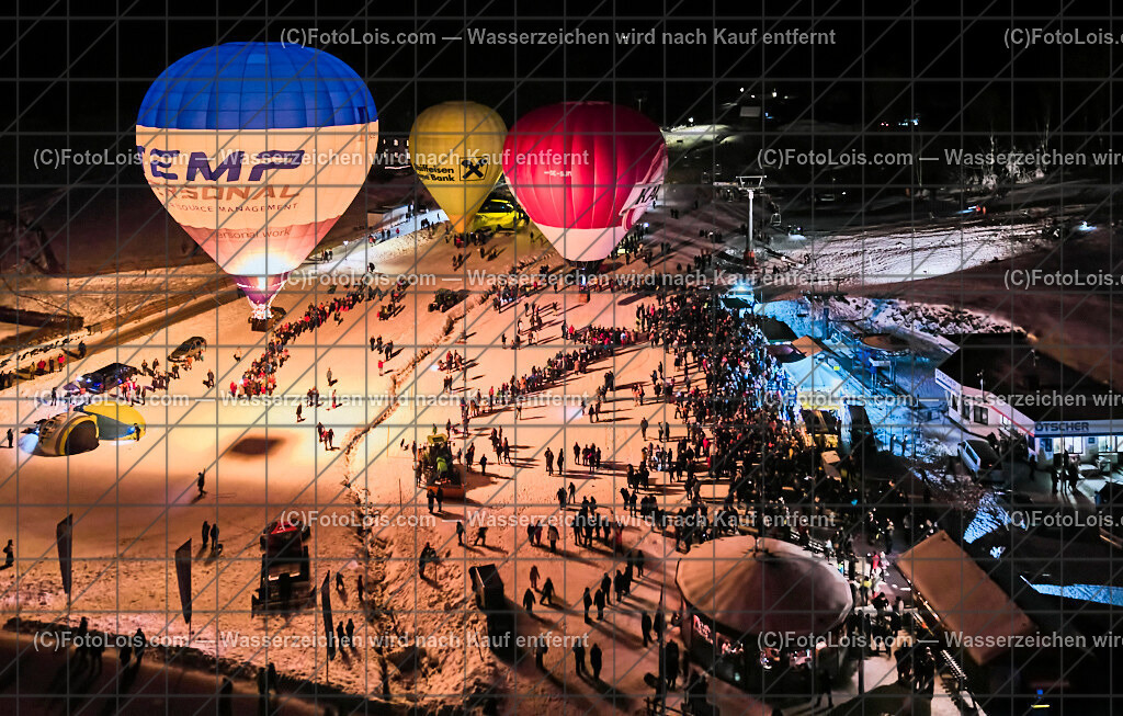 164564_Luftbild_Nacht der Ballone | NACHT DER BALLONE in Lackenhof am Ötscher, Sa 28. Dezember 2024.Mit einer Schauübung der Bergrettung Lackenhof, dem Ballonclub Ötscherland und den Gaminger Ötscherteufeln unter Zusammenarbeit mit der FF Lackenhof, dem Musikverein, dem Pensionistenverband, dem CampingClub, der Schirmbar, der Fuchswaldhütte und der Pizzeria Venezia, die für die Verköstigung sorgten, sowie der Ötscherliftgesellschaft, der Gemeinde Gaming und dem Ötscher-Tourismusverband unter der Leitung von Karla und Helmuth Prem.