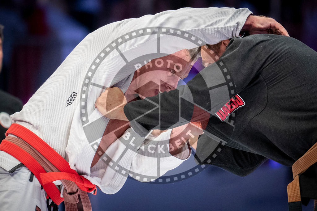 20231107PBB6004 | Fighters compete during the AJP World Master Championship in the Mubadala Arena in Abu Dhabi, Arab United Emirates, on November 7, 2023.