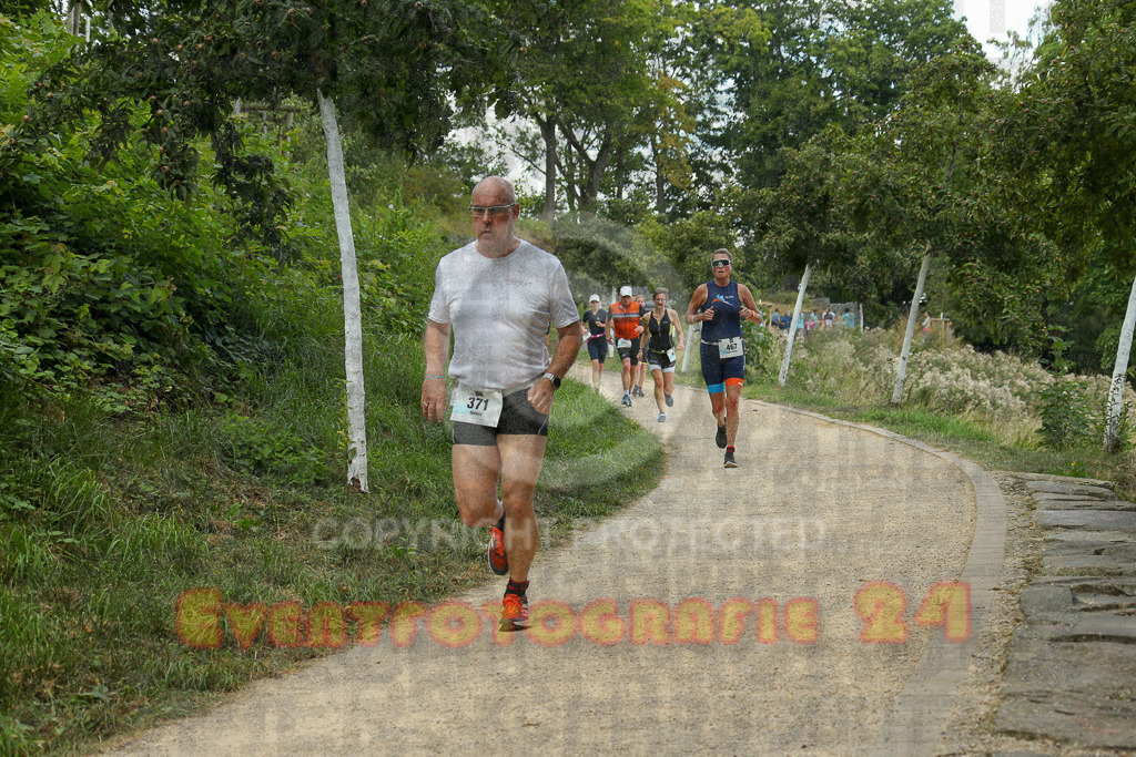 250824_1356_EX1_4346 | Sportfotografie im Rhein-Sieg Kreis, Köln, Bonn, NRW, Rheinland Pfalz, Hessen, etc. Unser Tätigkeitsfeld umfasst den Laufsport vom Volkslauf über den Marathon, Duathlon, Triathon bis zum Ultralauf wie Kölnpfad Ultra oder Schindertrail.