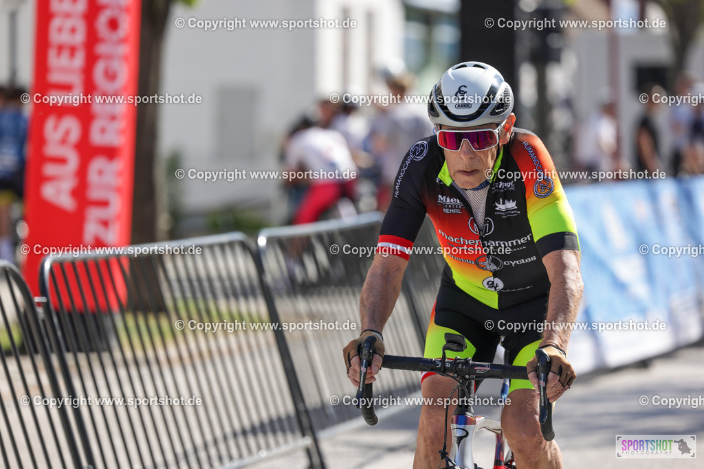 VJ__5555 | Neusiedlersee Radmarathon 2026@sportshot_your_pictrs #yourpictures#roadtowm2029 #nrm #neusiedlerseeradmarathon #neusiedlersee #neusiedlerseetourismus #burgenland #mörbisch #nrm26 #burgenlandtourismus #voglundco #poweredbyburgenlandtourismus #radsport #rad #marathon #ucigranfondo #visitburgenland #ucigranfondoworldseries