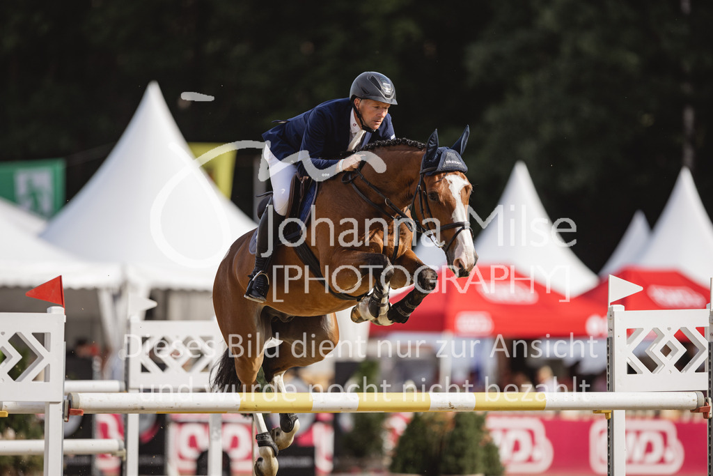230903_HKM-BCH_Finale6j-114 | Deine schönsten Turniermomente als professionelle Fotos! Entdecke hochwertige Pferdesport-Fotografie im Online-Shop. Jetzt Fotos finden & bestellen!