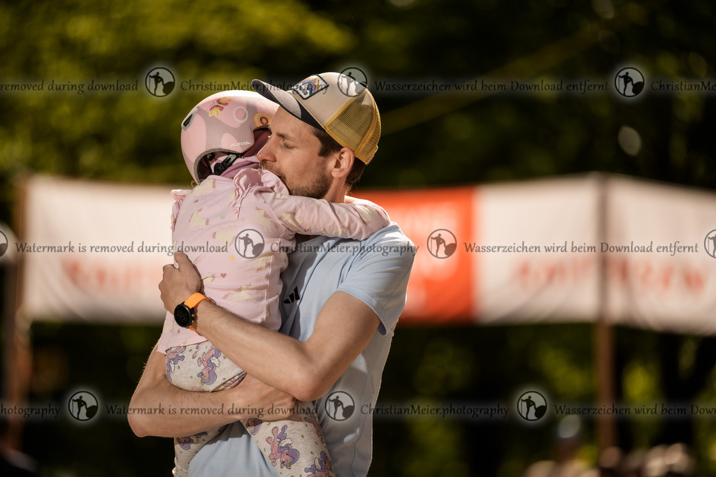 Eierlesen 2026 | Sie wurden bei einem Event oder Sportanlass fotografiert? Hier finden sie ihre Bilder! - Realisiert mit Pictrs.com