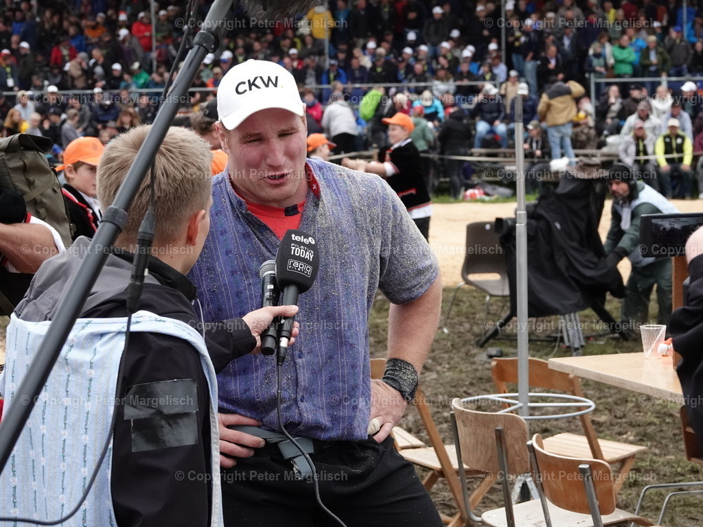 DSC07758 | Schwingen - Realisiert mit Pictrs.com