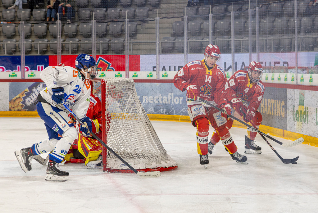 EHCB vs GCK _1-768222208 | Sportbilder, Sportfotograf, Hochzeits- und Eventfotografin, Flugshows, Portraits und Tiershooting, Aviation, Downhill, Nationalleague, Swissleague, International