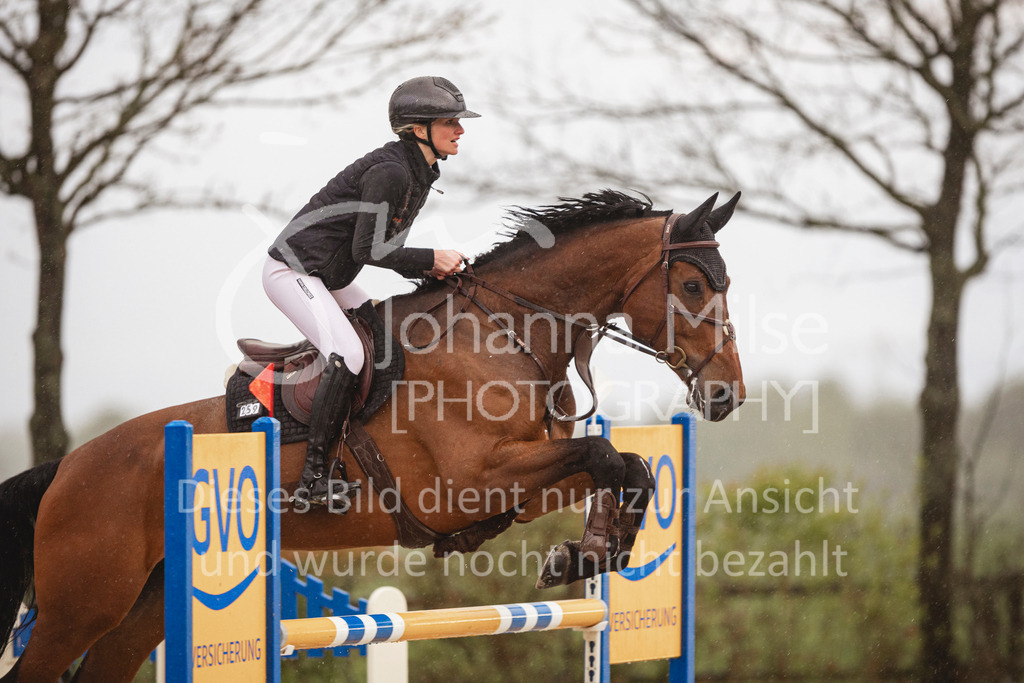 240424_Lemwerder_Stil-M-193 | Deine schönsten Turniermomente als professionelle Fotos! Entdecke hochwertige Pferdesport-Fotografie im Online-Shop. Jetzt Fotos finden & bestellen!