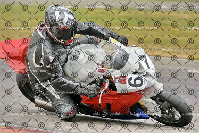 25bt05-0351 | markuskiefer.com - Realisiert mit Pictrs.com