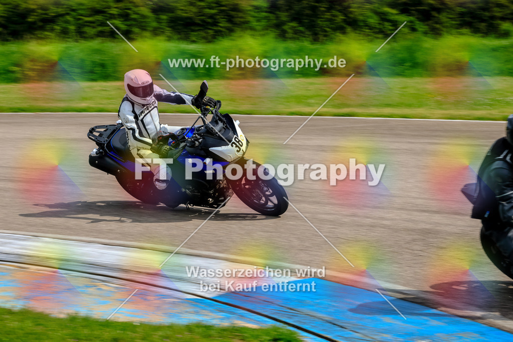 MotoTeam-9316 | Hier findet Ihr Bilder von Touristenfahrten auf der Nürburgring Nordschleife oder von anderen Veranstaltungen die ich besucht habe. Viel Spass beim Durch Schauen 