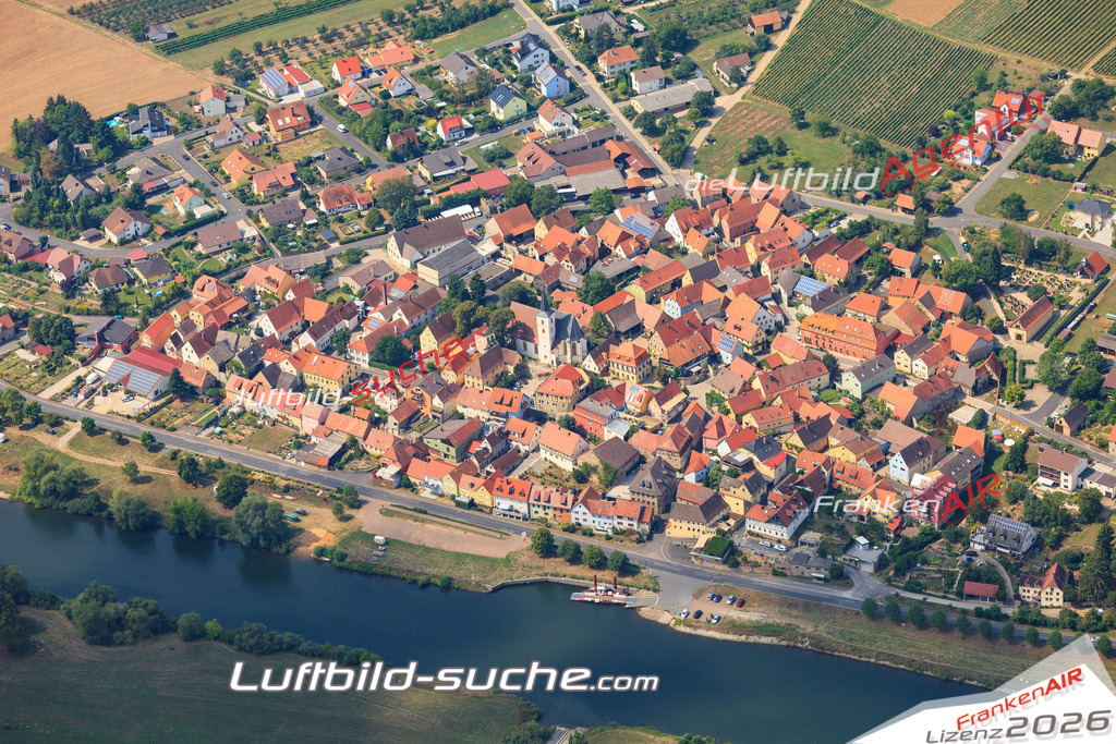 Luftbild von  Obereisenheim - Luftaufnahme wurde 2015 von https://frankenair.de mittels Flugzeug (keine Drohne) erstellt - die Geschenkidee