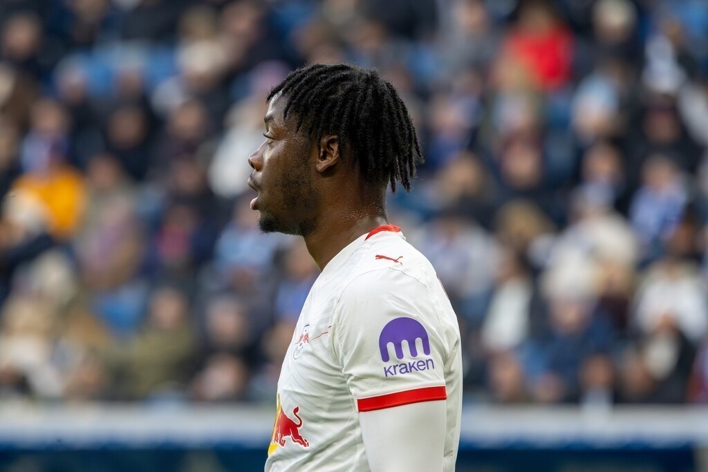 Fußball Bundesliga, Saison 2025/26, 10. Spieltag: TSG Hoffenheim gegen RB Leipzig | Fußball Bundesliga, Saison 2025/26, 10. Spieltag: TSG Hoffenheim gegen RB Leipzig***Bild: El Chadaille Bitshiabu (5, Leipzig) - Realisiert mit Pictrs.com